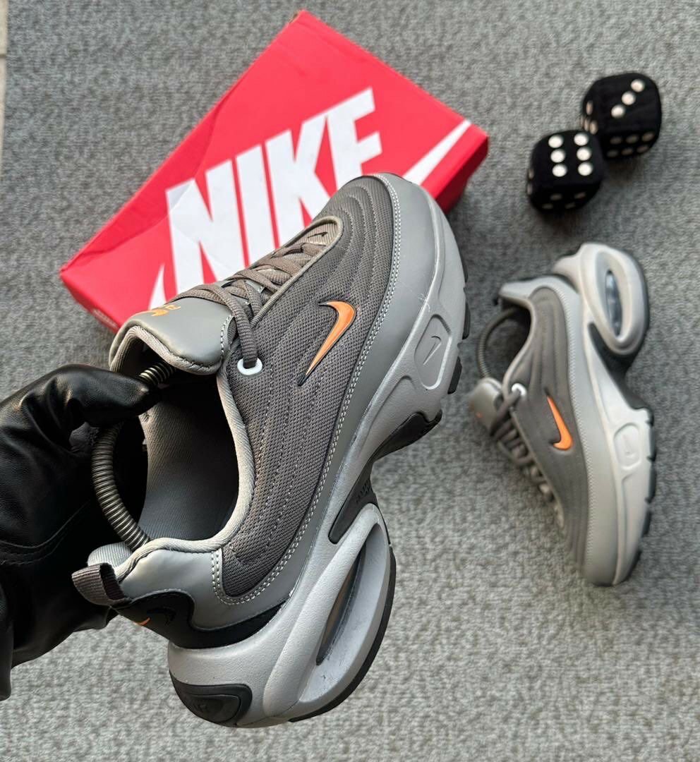 NIKE AIR CLASSIC