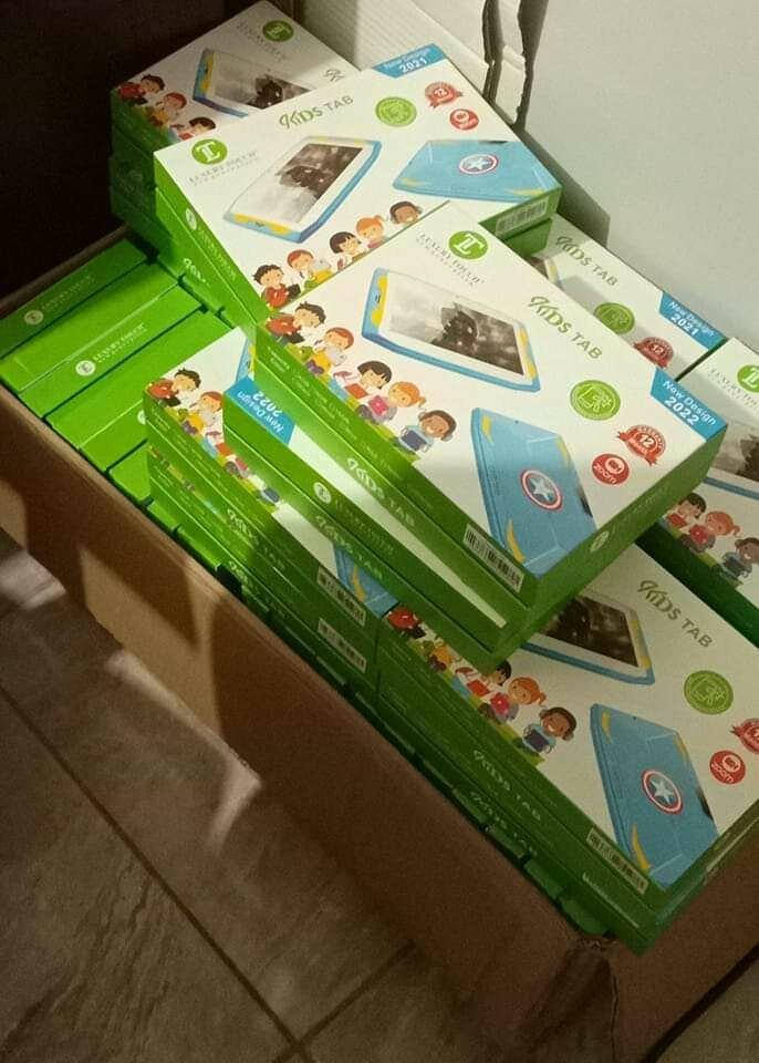 TABLETTE ÉDUCATIVE W8 + 𝗖𝗟𝗔𝗩𝗜𝗘𝗥 / 𝗘𝗖𝗥𝗔𝗡 𝗕𝗟𝗜𝗡