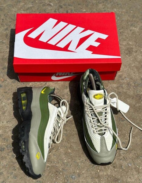 Nike Sneakers