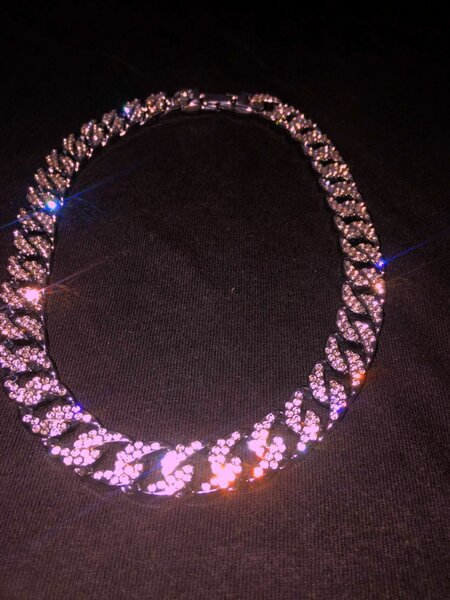 Collier chaîne en strass brillant
