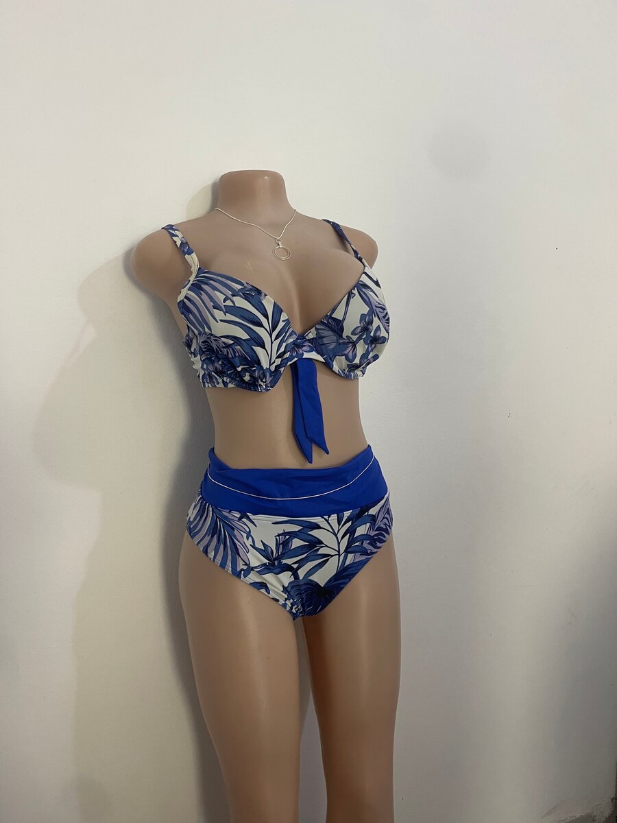 Floral High-Waisted Bikini