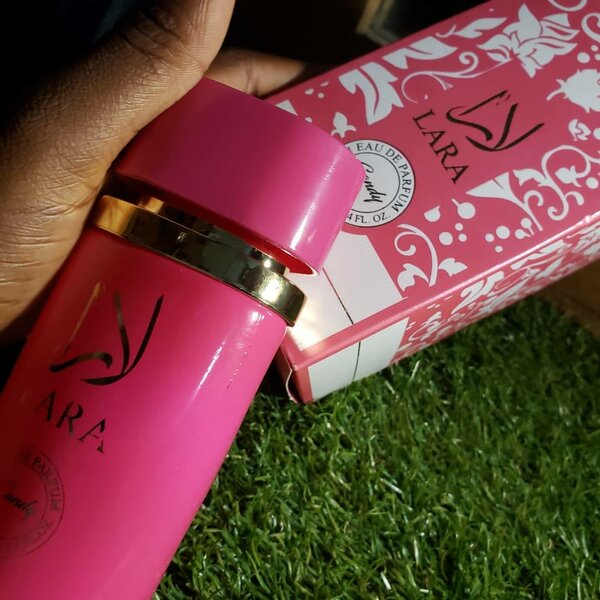 Parfum Lara