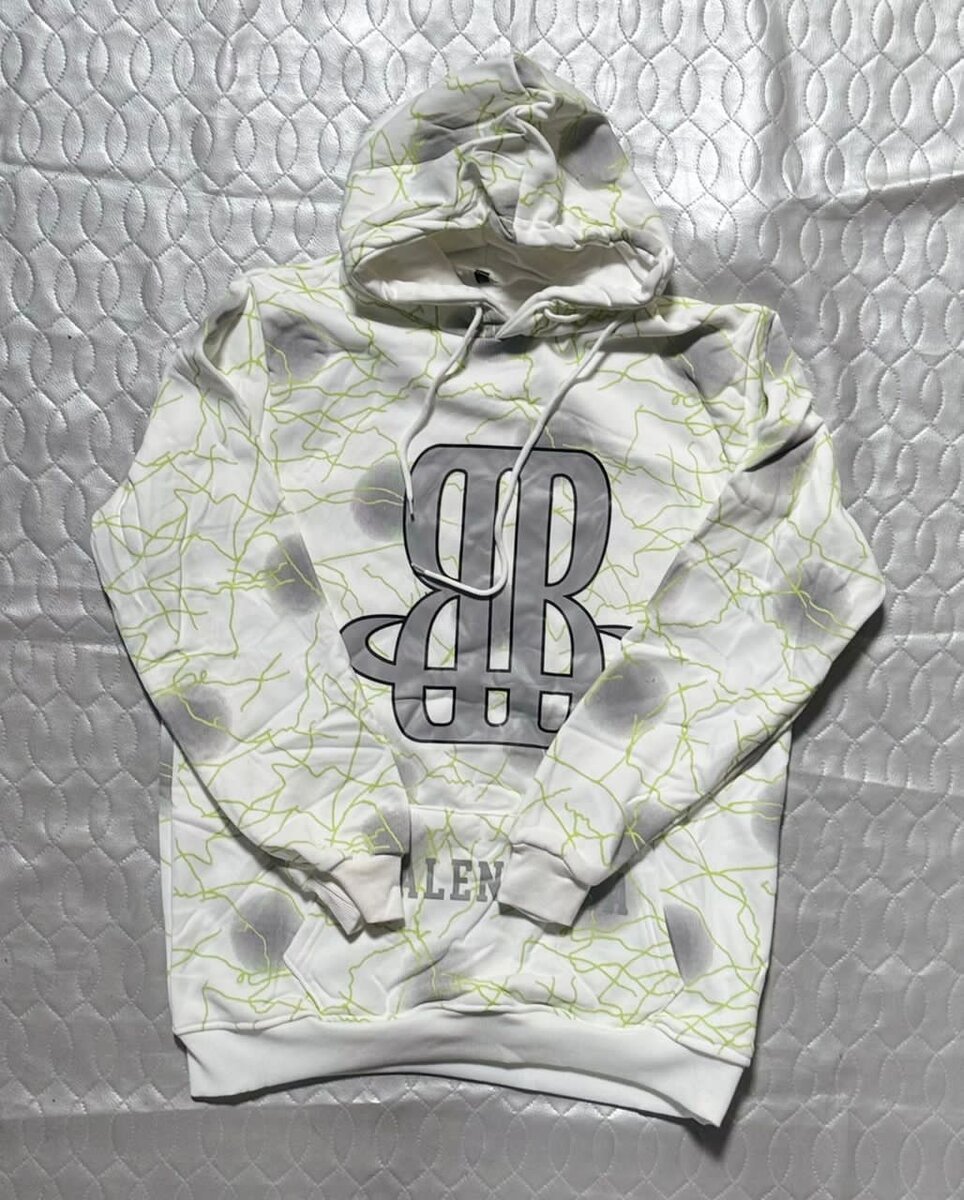 Sweat à capuche imprimé tendance