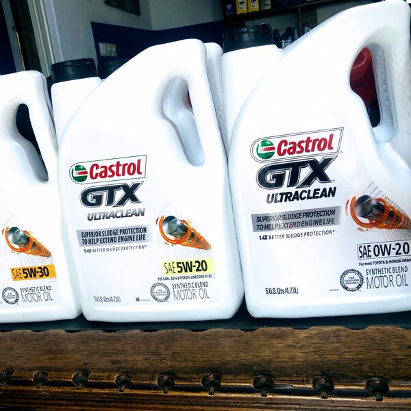 Castrol Engine Oil