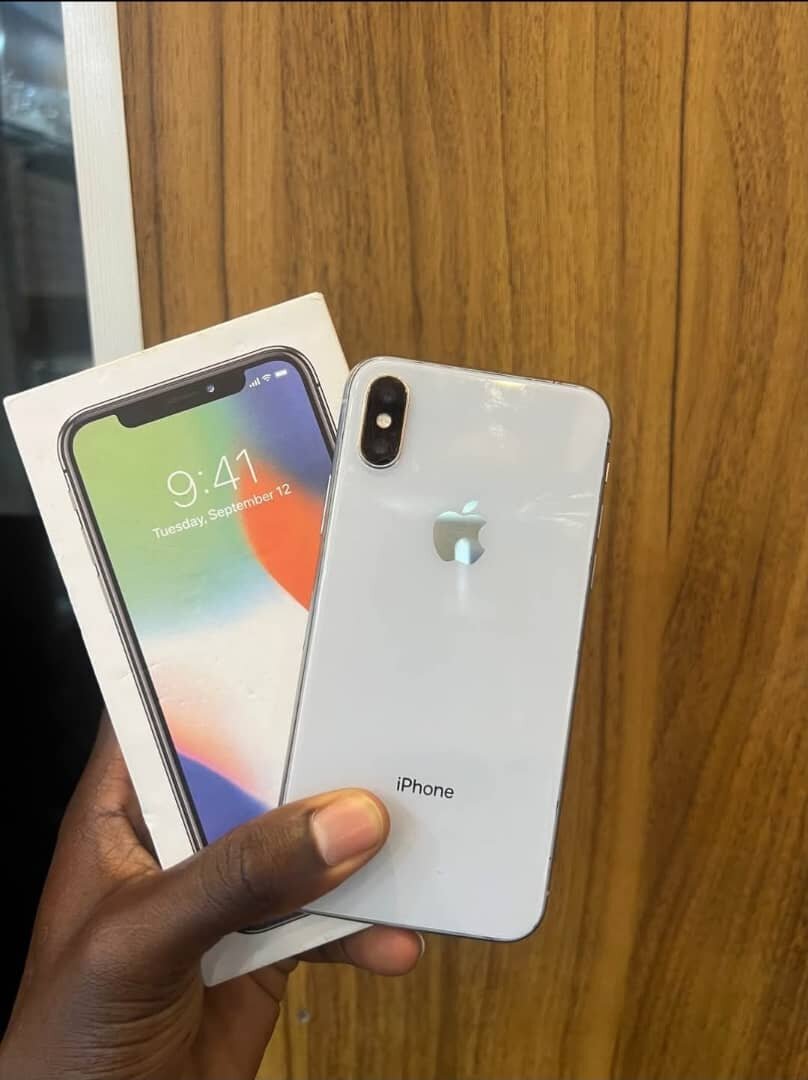 iPhone X 64GB Argent