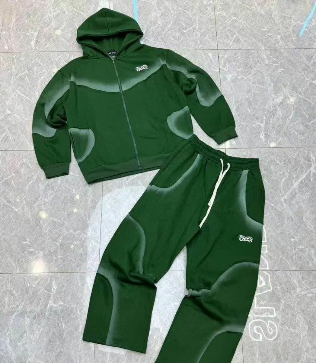 Ensemble sportif à capuche