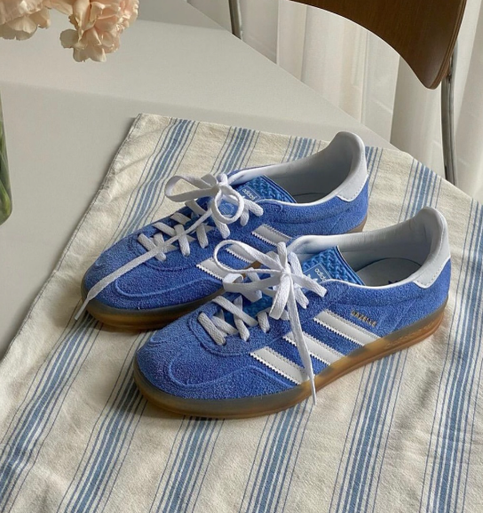 Adidas gazelle  -sizes (40/44)