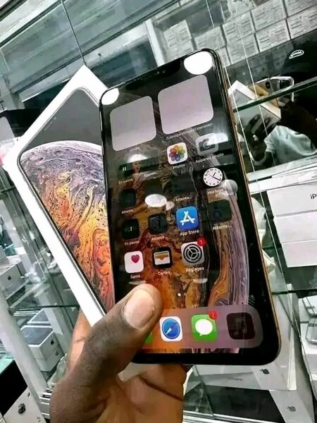 iPhone XS doré - 64GB