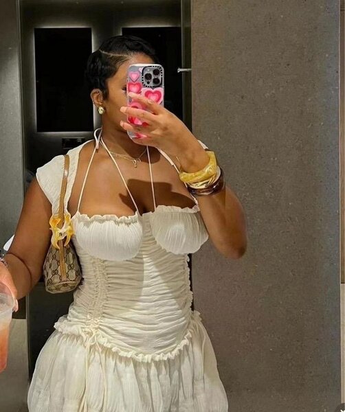 Robe blanche élégante