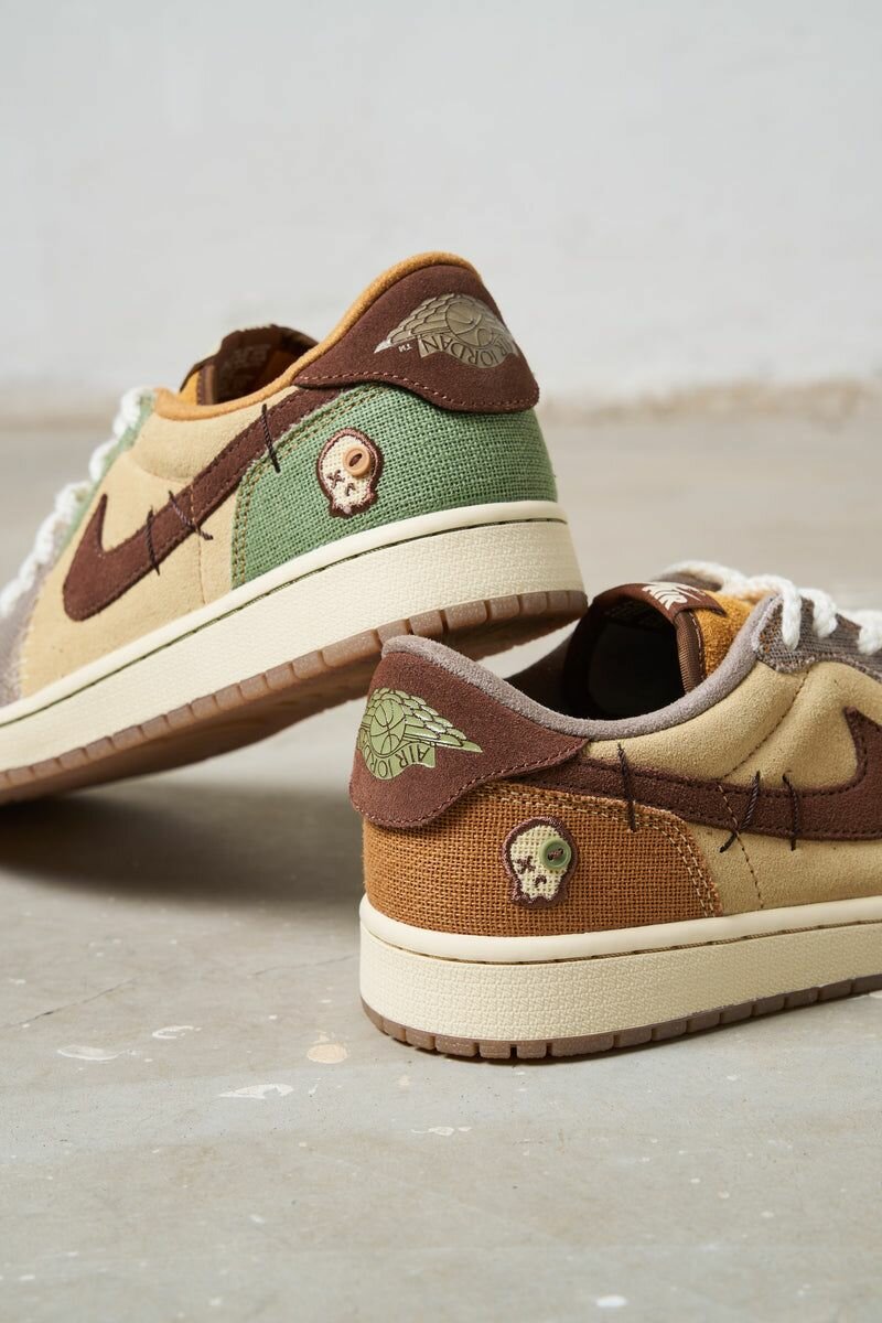 Nike sb Dunk Low Voodoo