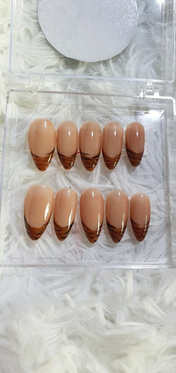 Ongles Press-Ons Élégants