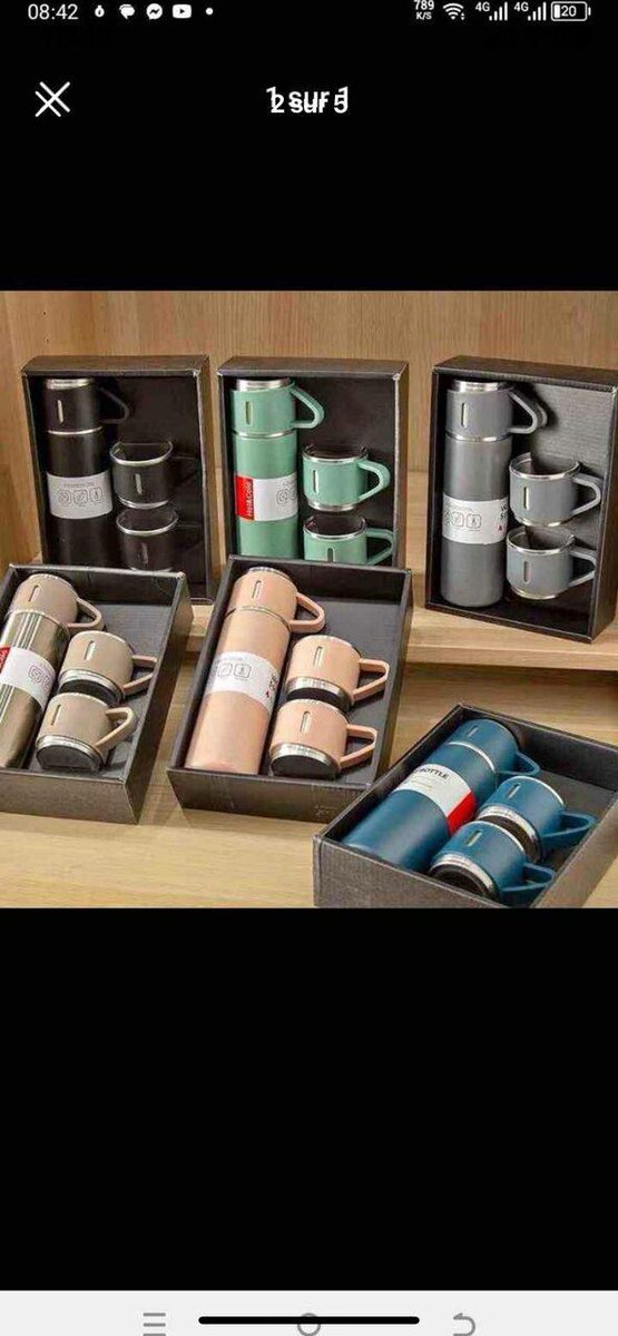 Thermos avec 3 tasses