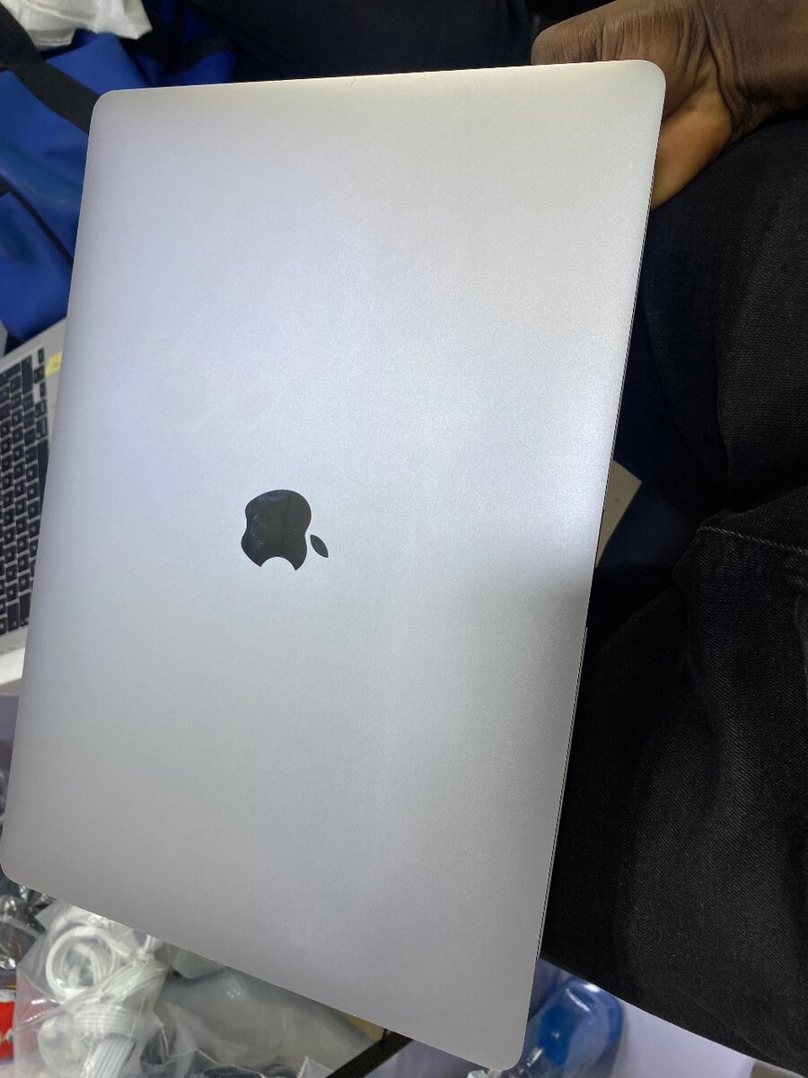 MacBook Pro 2016 i7 1TB/16