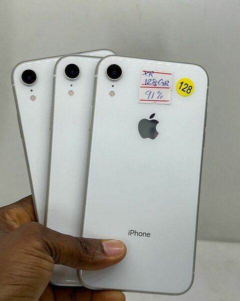 iPhone XR 128Go Blanc