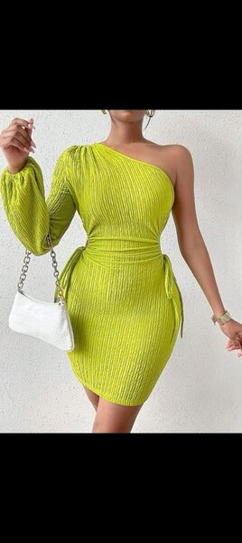 Robe asymétrique élégante