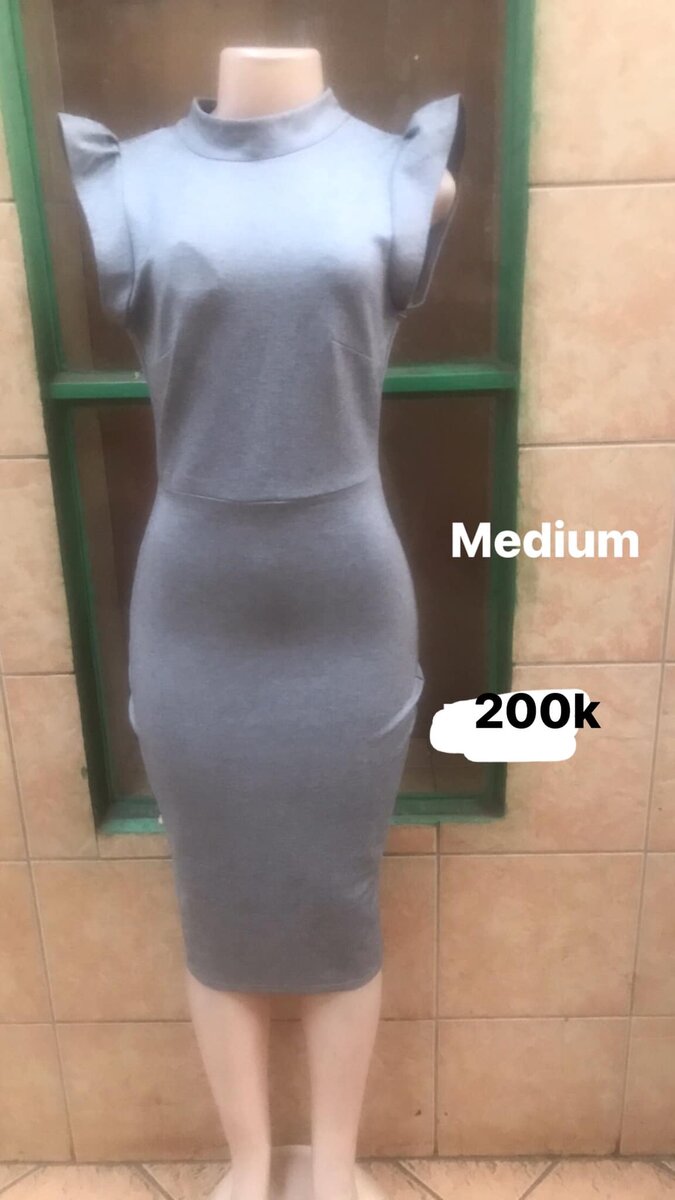 Women's form-fitting dress grey