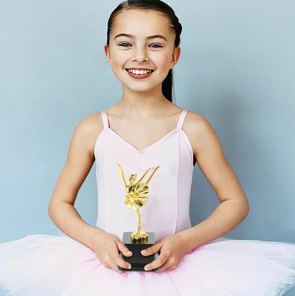 TROPHÉE DANSEUSE EN OR