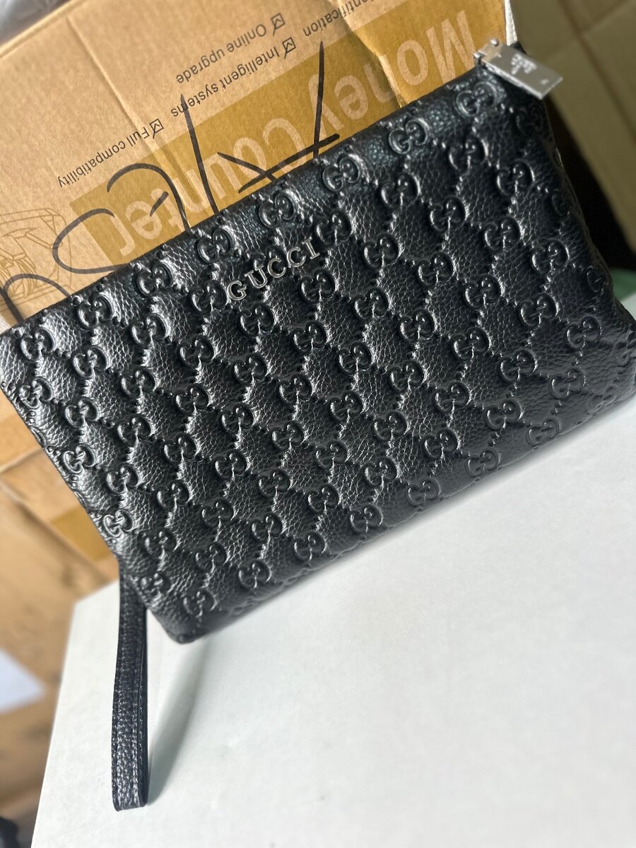 Men leather clutches