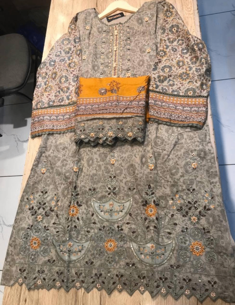 Ladies 2pc stitched