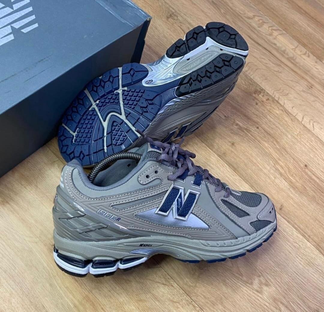 New Balance 1906R