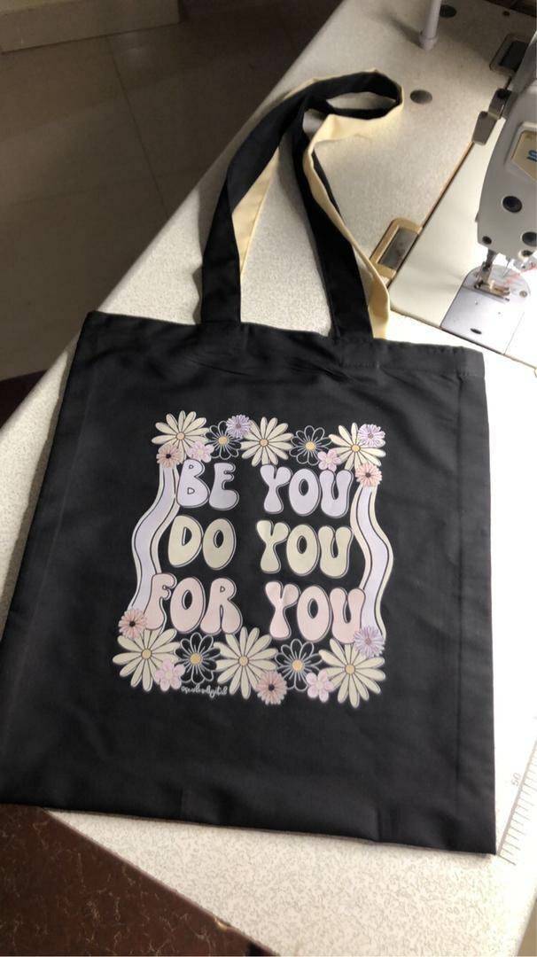 Tote bag