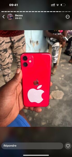 iPhone 12 simple propre