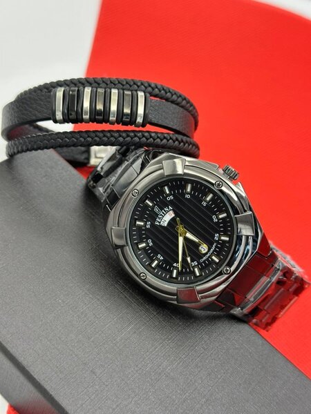 Montres élégantes en acier inoxydable