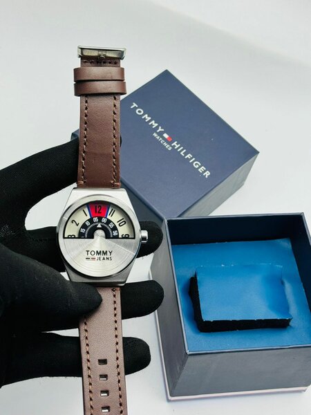 Montre Tommy Hilfiger Homme