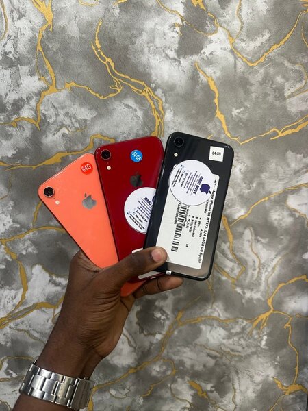 iPhone XR - casi neuf