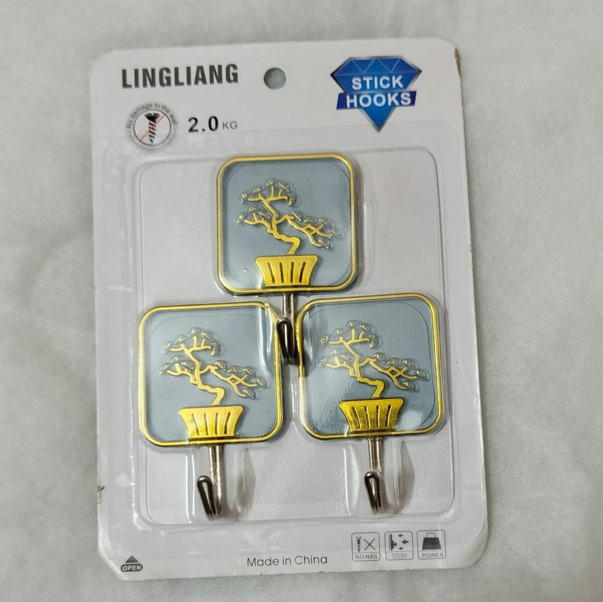 9 Crochets adhésif décorat 2kg