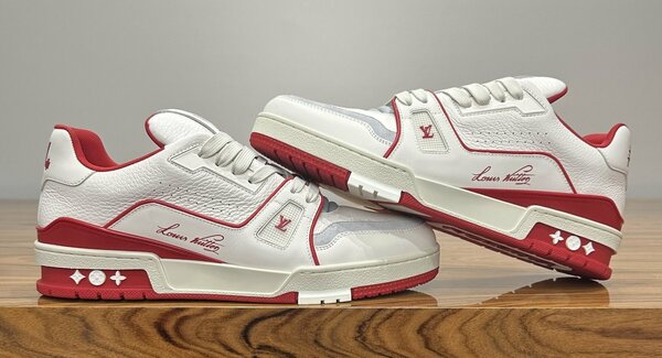 LOUIS VUITTON TRAÎNER