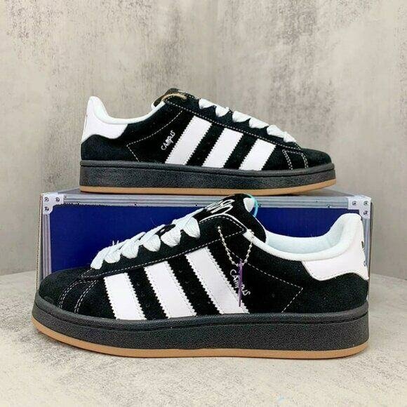 Baskets noires à rayures