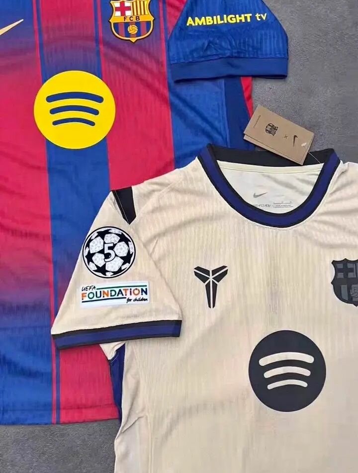 Maillots de Football Nike