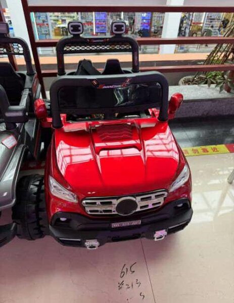 Voiture électrique pour enfants