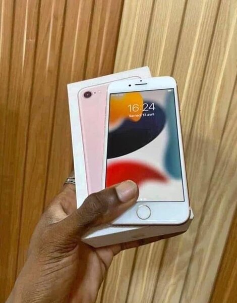 iPhone 7 Rose Gold 32GB Débloqué