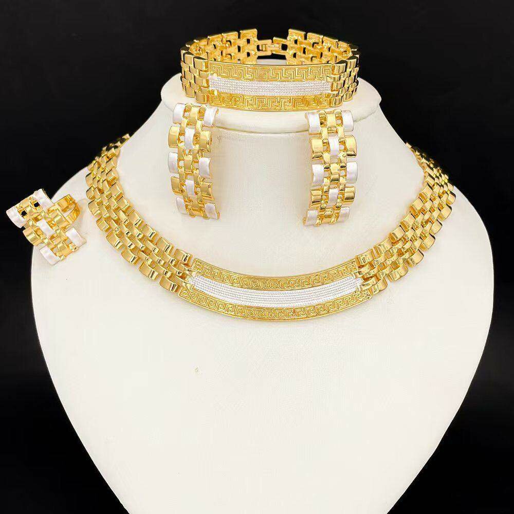 Ensemble bijoux doré élégant