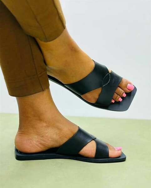 Leather and Cooked rubber slippers