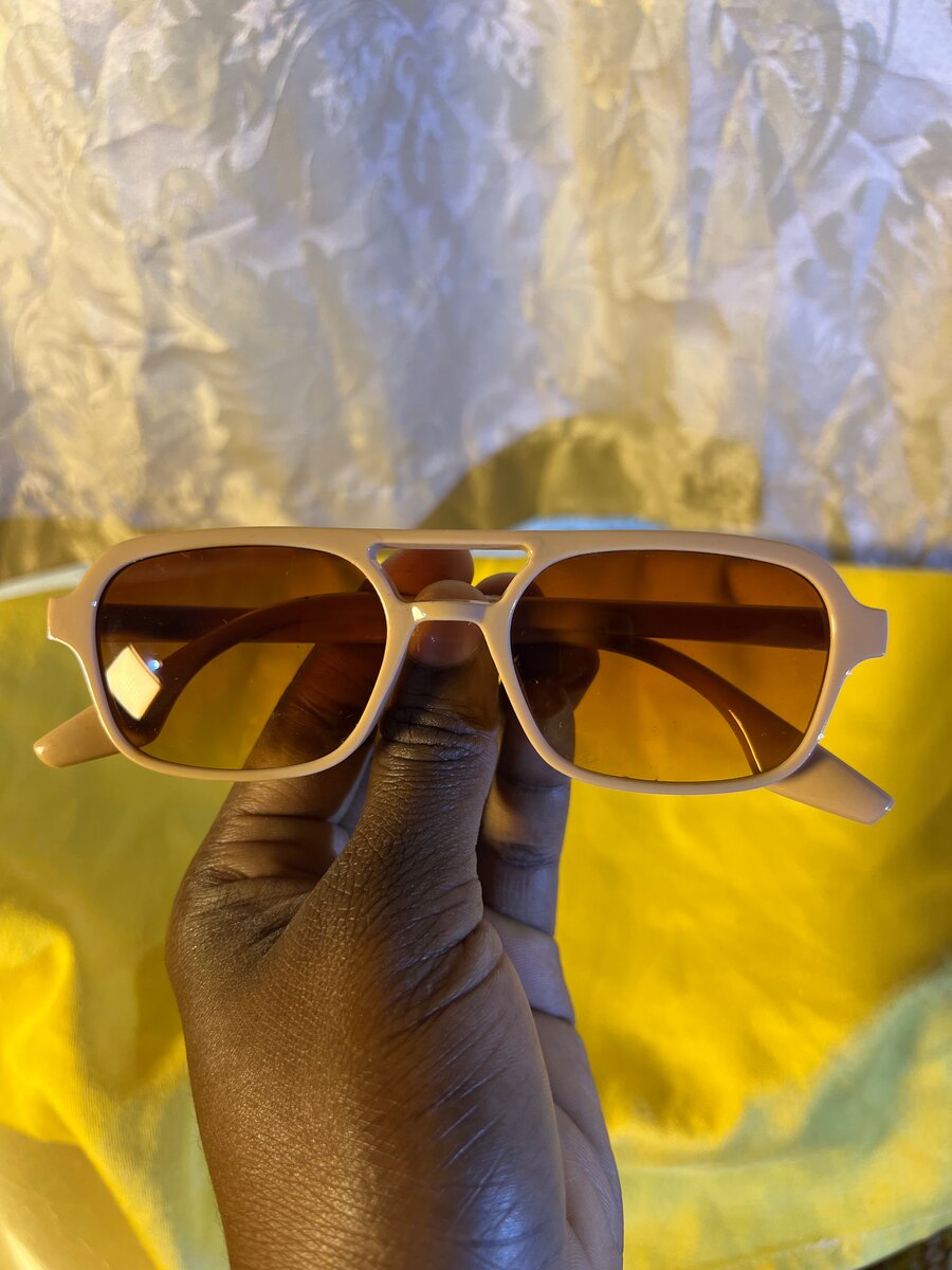 Lunettes de soleil rétro