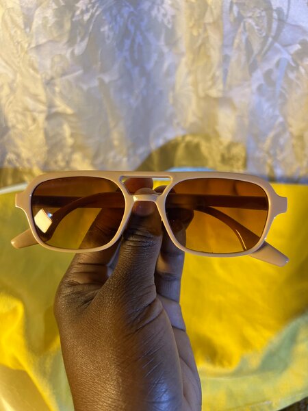 Lunettes de soleil rétro