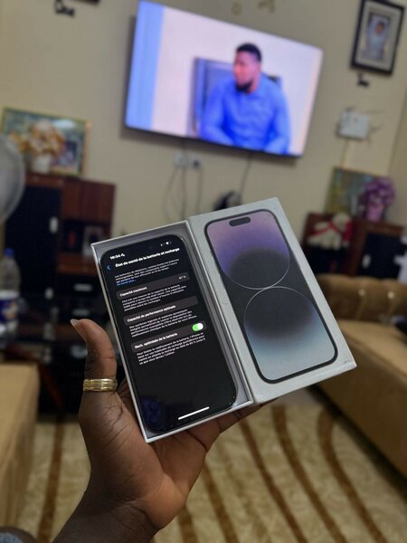 iPhone 14 pro 128 giga et 2puc