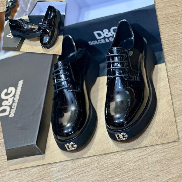 D&G shoe