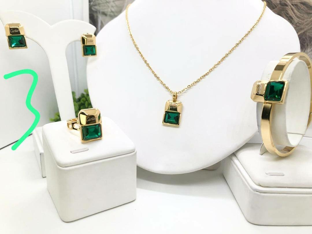 Bijou femme très Bonne qualité