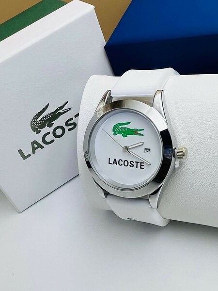 Montres Lacoste