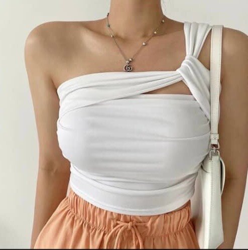 Top asymétrique blanc chic