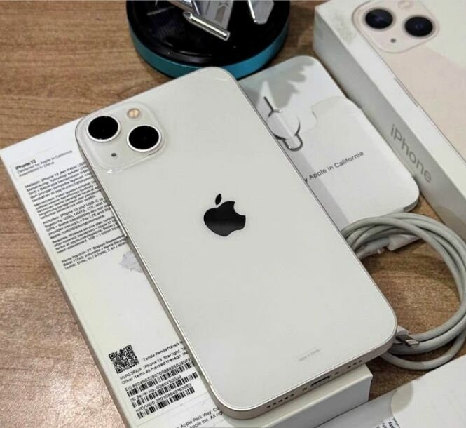 iPhone 13 Blanc Neuf