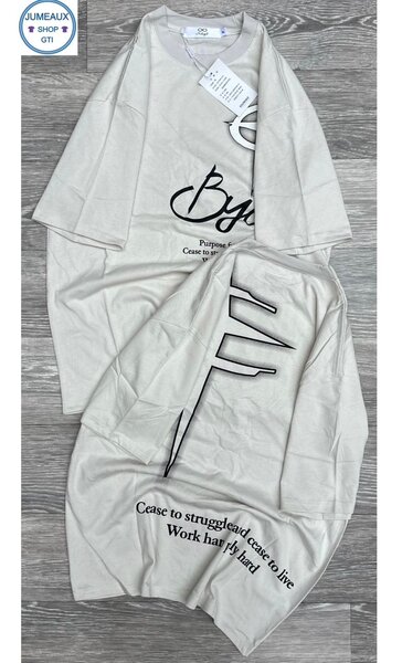 T-shirts  oversize 3 à 10.000f