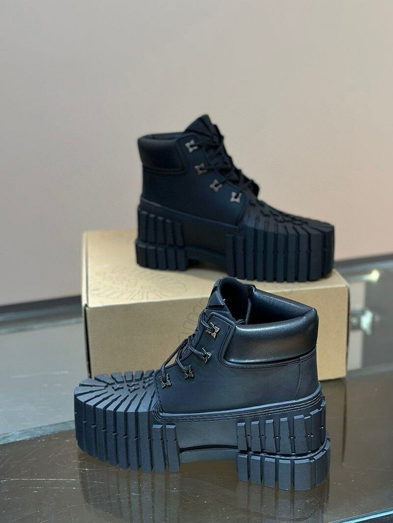 Italian Original Balenciaga Shoe