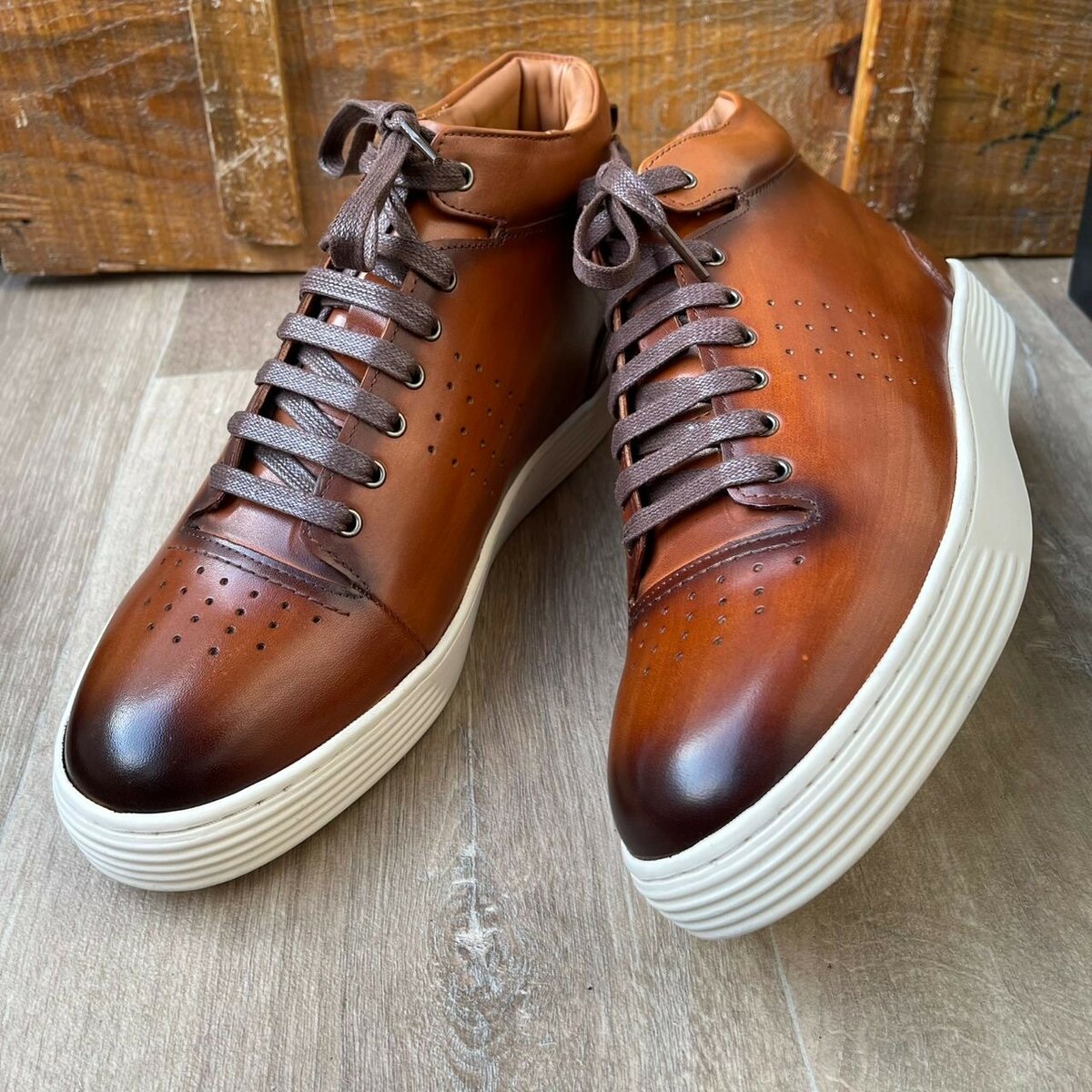 Sneakers en cuir élégants homme