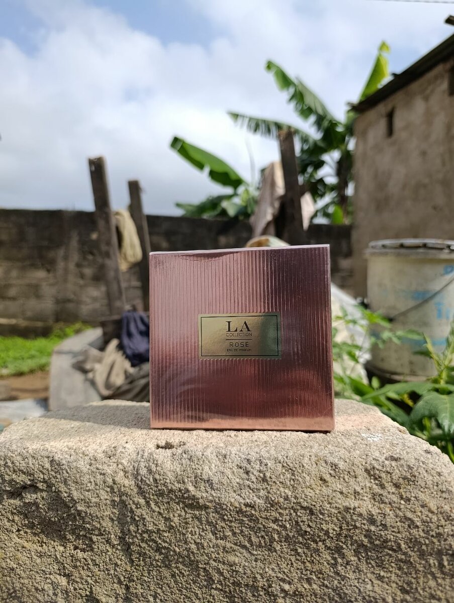 LA ROSE
