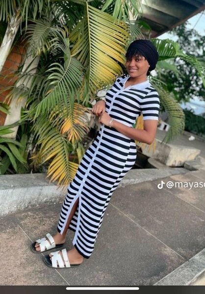 Robe rayée élégante femme